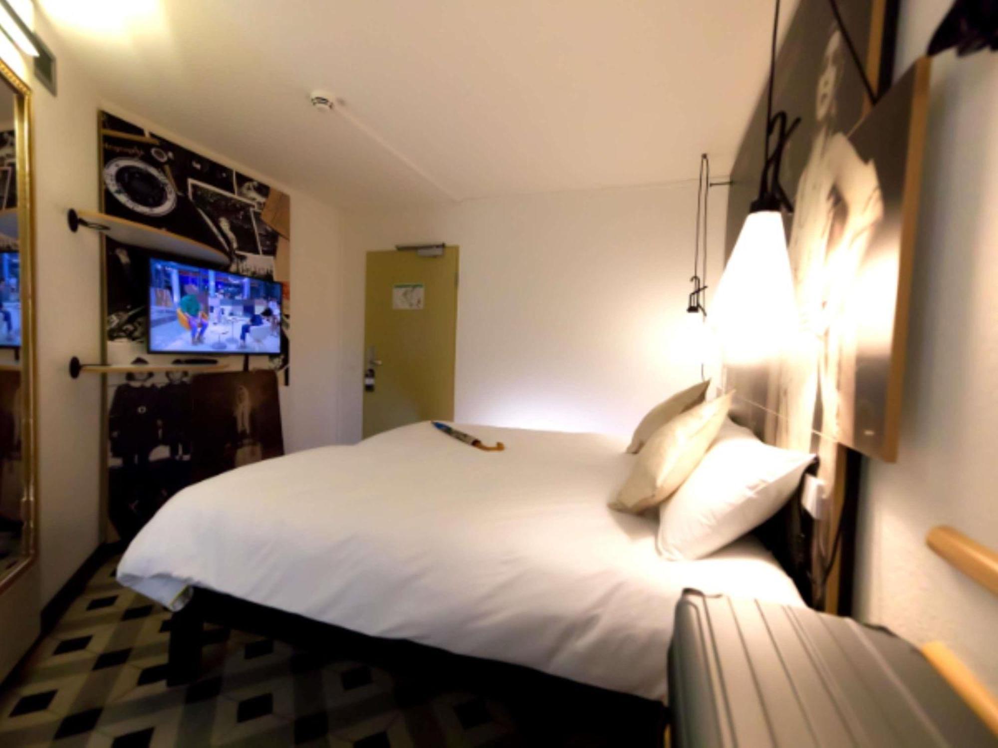 MyRoom By Helena The Golden 20's Twin Room Sweet Bed By Ibis